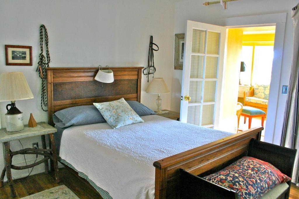 Old Pioneer Garden Country Inn Unionville Rom bilde